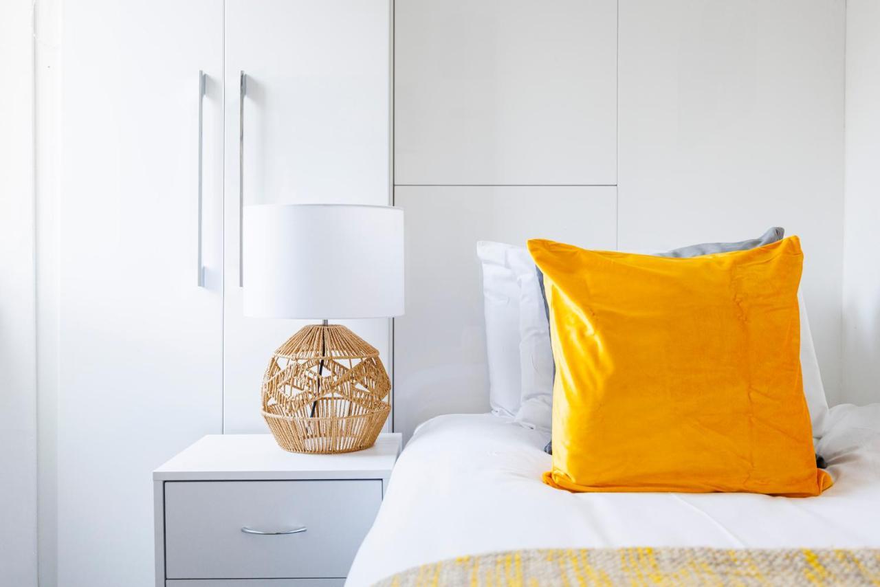 2 Bed Apartment Λονδίνο Εξωτερικό φωτογραφία