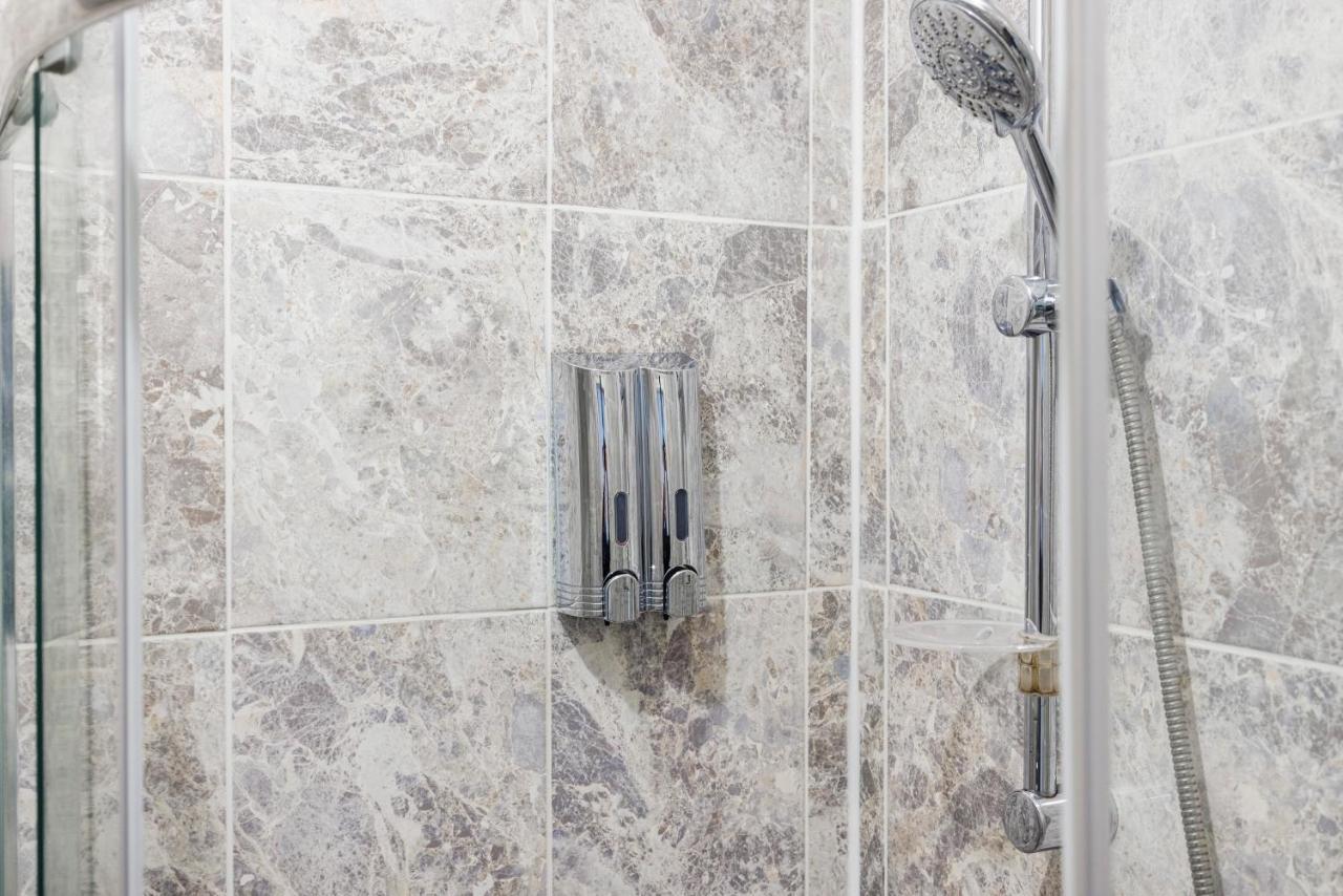 2 Bed Apartment Λονδίνο Εξωτερικό φωτογραφία